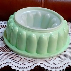 Vintage Tupperware 3pc Green Jello Mold